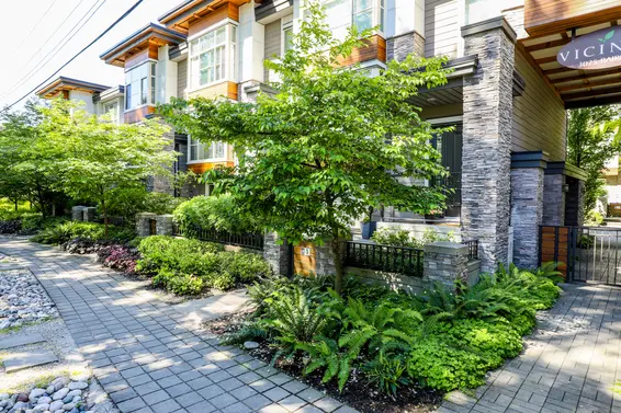 Vicinity - 3025 Baird Road | Townhomes For Sale + Listing Alerts  