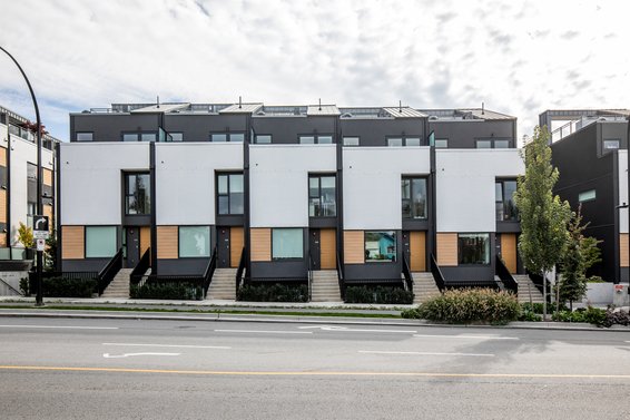 649 E 3rd Street, North Vancouver