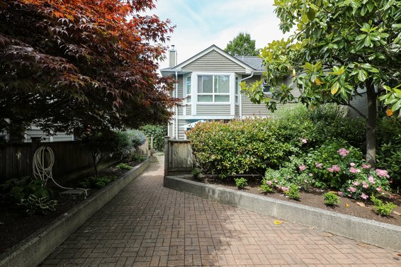 Garden Terrace - 849 Tobruck | Townhomes For Sale + Alerts