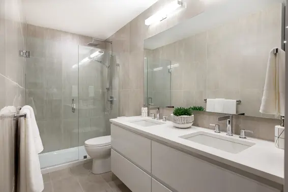 Creston North Shore - 715 W 15th St | Prices, Plans, + Assignments  