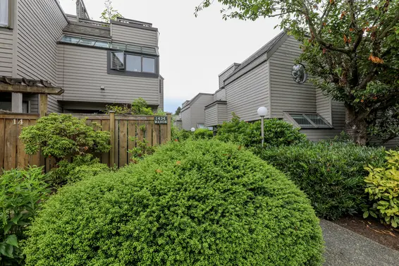 Executive Place - 1434 Mahon Ave | Condos For Sale + New Listing Alerts  