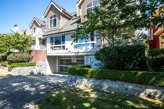 Gladwin Court - 250 E Keith Rd | Townhomes For Sale + Alerts