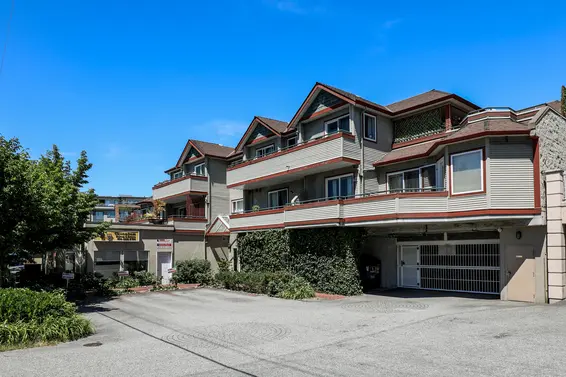 Fell Pointe - 918 W 16th St | Condos For Sale + Listing Alerts  