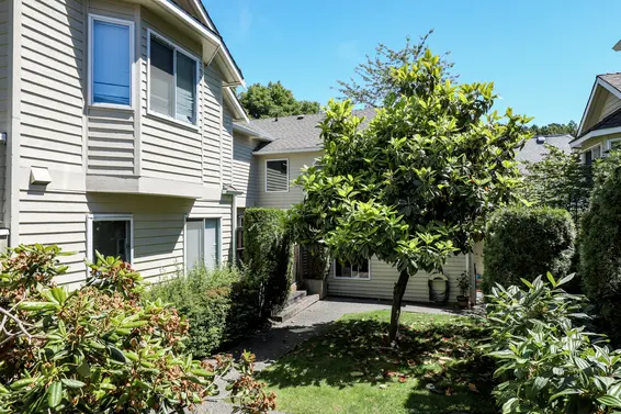 Park Lane - 838 Tobruck | Townhomes For Sale + Listing Alerts  