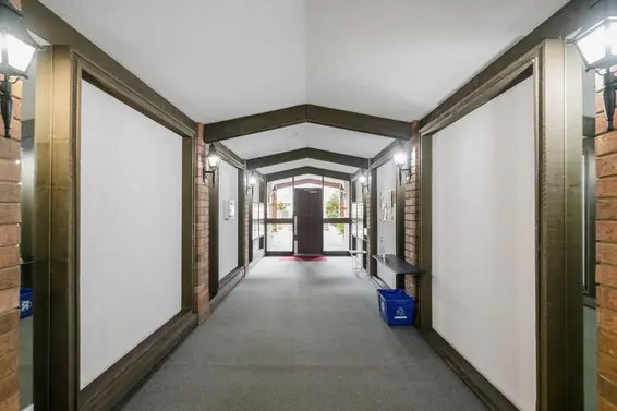 131 West 4th Street, North Vancouver For Sale - image 5
