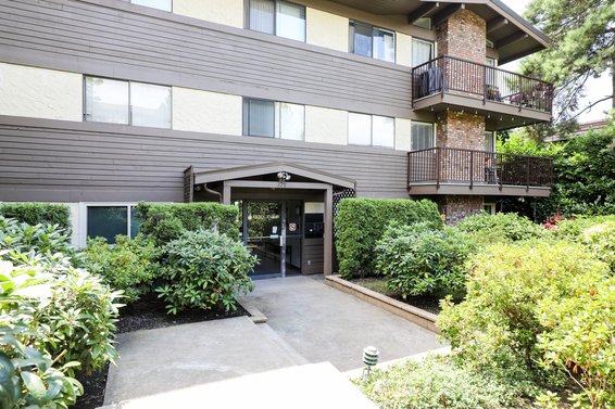 325 W 3rd Street, North Vancouver