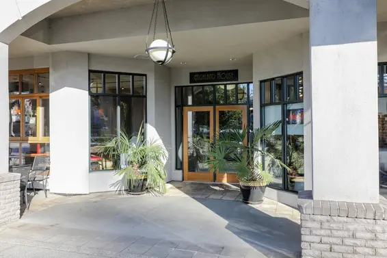Highland House, 3088 Highland | Condos For Sale + New Listing Alerts  