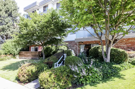 Mahon Gardens - 308 W 2nd St | Condos For Sale + Listing Alerts  