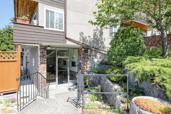 Woodburn Place - 241 St. Andrews Ave | Condos For Sale + Listing Alerts