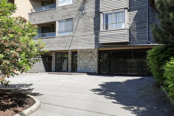 The Windsor - 114 E Windsor Rd | Condos For Sale + New Listing Alerts