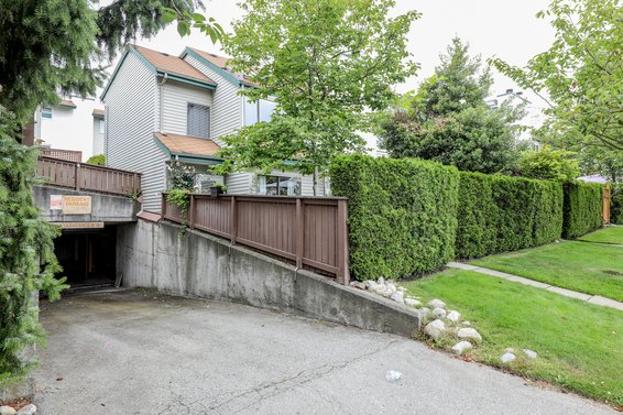 The Beeches - 230 W 13th St | Townhomes For Sale + Alerts