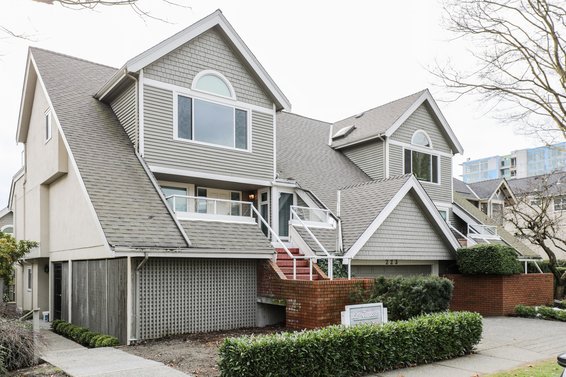 223 E Keith Road, North Vancouver