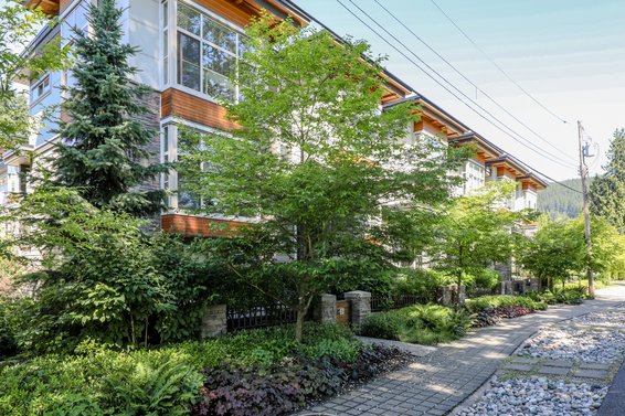 Vicinity - 3025 Baird Road | Townhomes For Sale + Listing Alerts