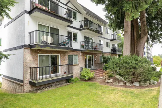 157 East 21st Street, North Vancouver