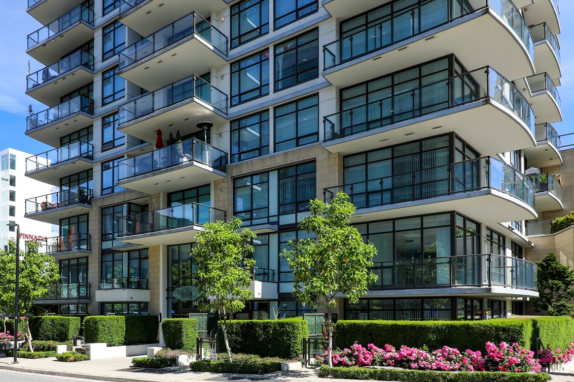 North Vancouver Condo Buildings & Townhomes Developments