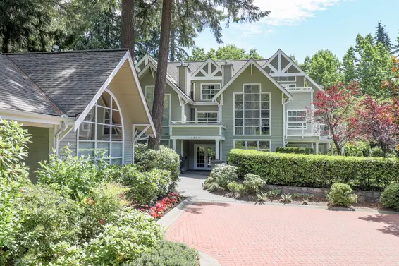 3399 Capilano Crescent, North Vancouver