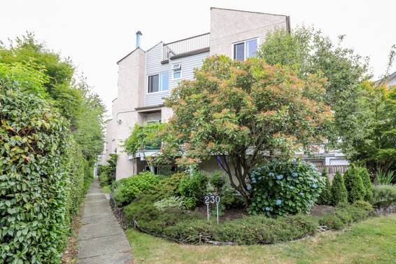 230 W 16th Street, North Vancouver
