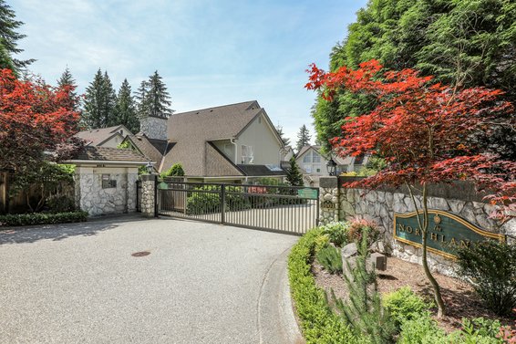 The Northlands -1001 Northlands Dr | Townhomes For Sale + Listing Alerts