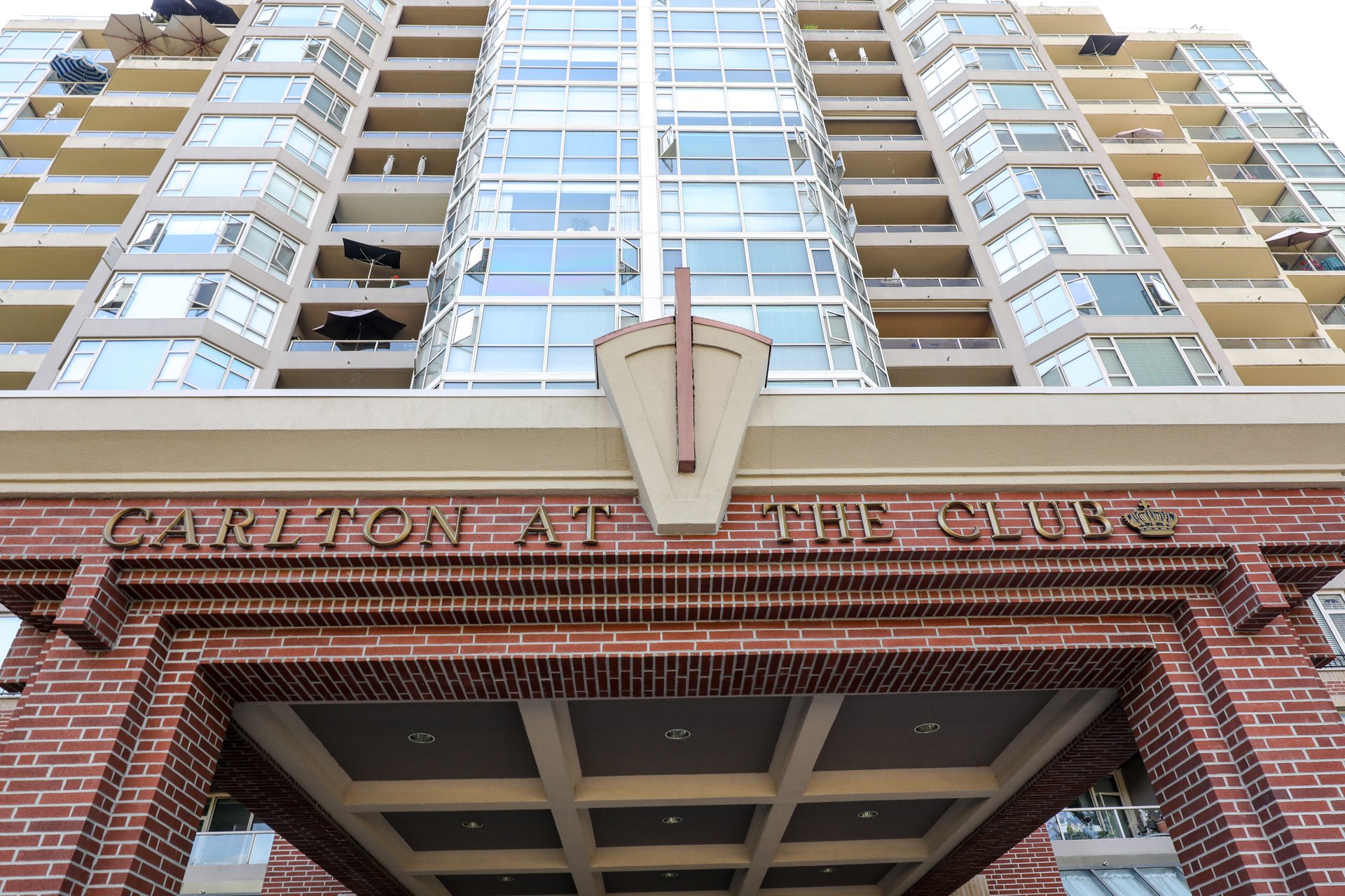 Carlton at the Club 1327 E Keith Rd Condos For Sale Sold