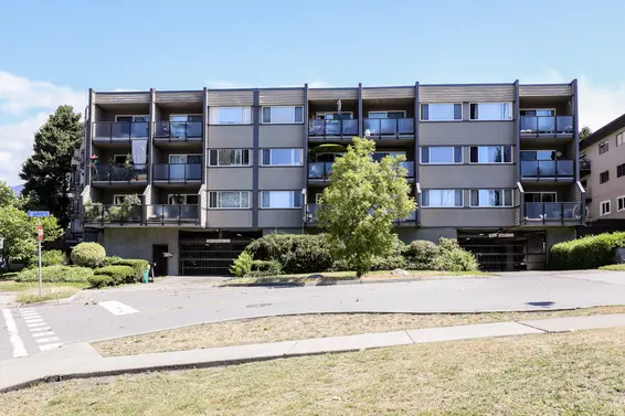 Forbes Manor - 212 Forbes Ave | Condos For Sale + Listing Alerts  