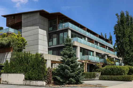 650 Evergreen Place, North Vancouver