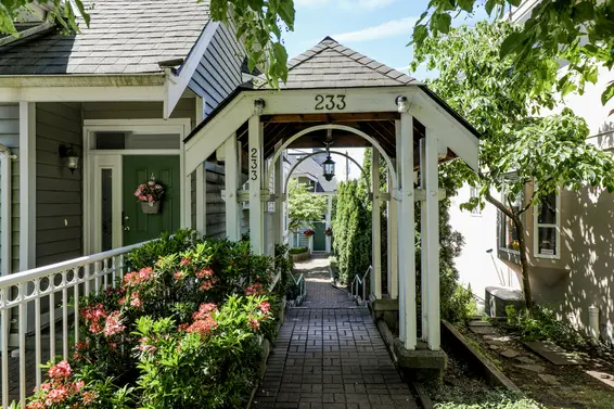 St Andrews House - 233 E 6th St | Townhomes For Sale + Alerts  