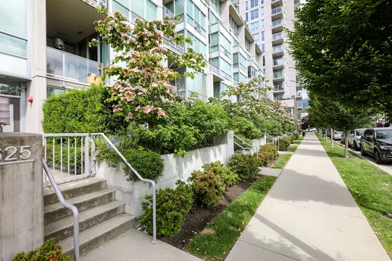 Local on Lonsdale - 135 W 17th St | Condos For Sale + Listing Alerts  