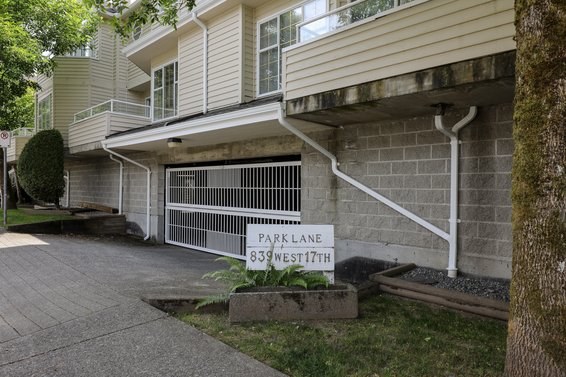 Park Lane - 839 W 17th St | Townhomes For Sale + Listing Alerts