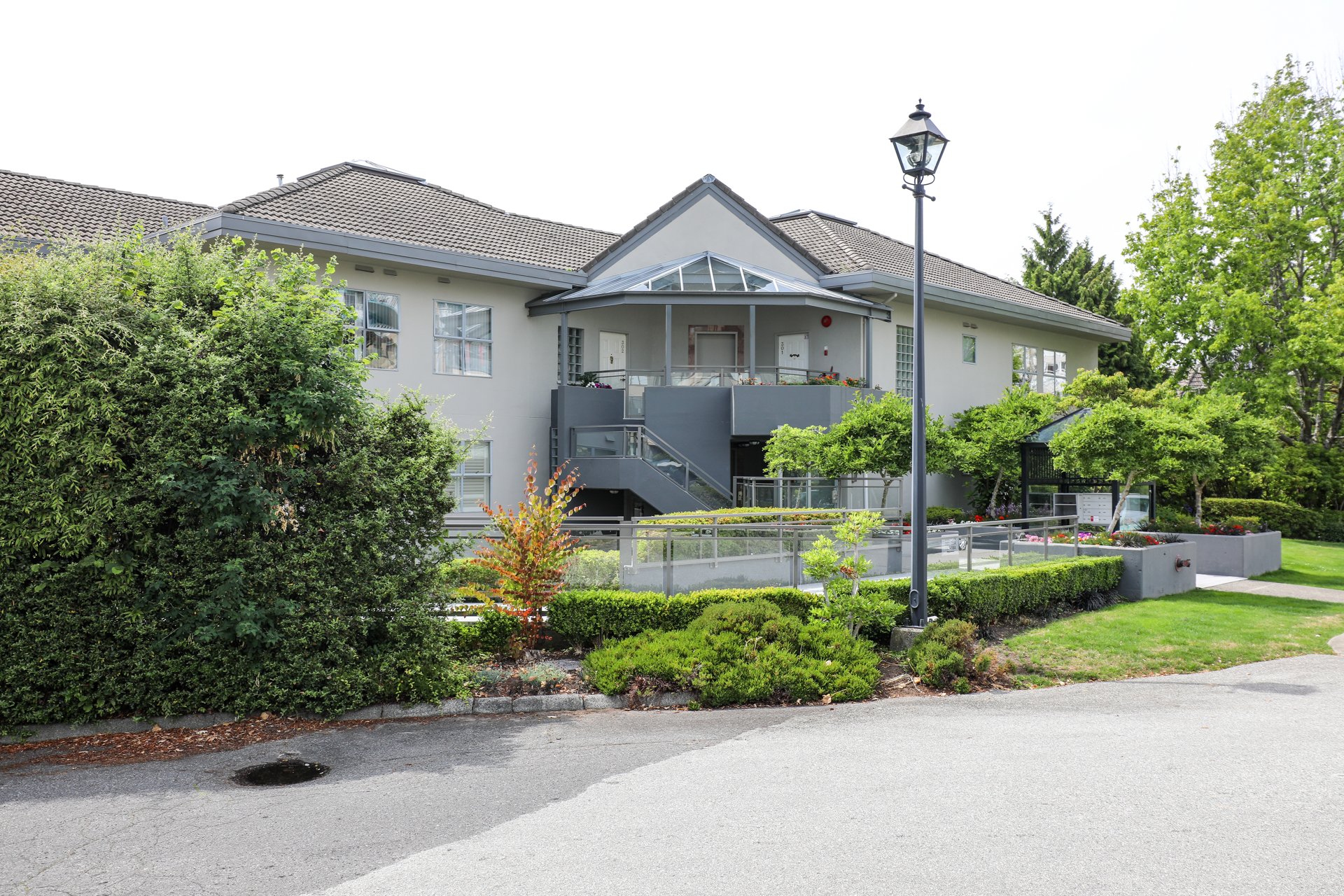 Argyle Place 2190 Argyle Condos For Sale + Sold Listings