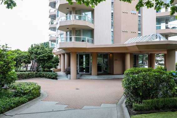 Victoria Place - 123 E Keith Rd | Condos For Sale + Listing Alerts