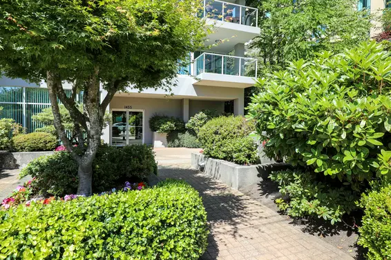 Sunset Mariner - 1455 Duchess Ave | Condos For Sale + Alerts  