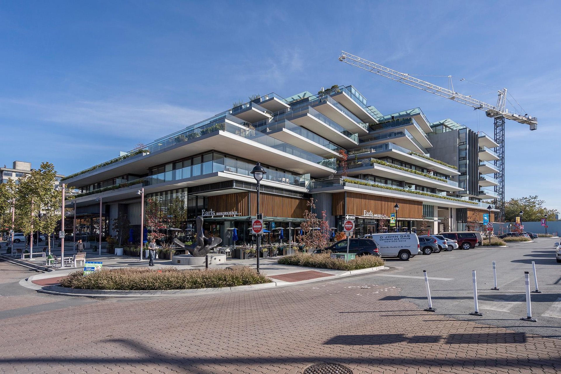 Grosvenor Ambleside 1355 Bellevue Condos For Sale & Sold