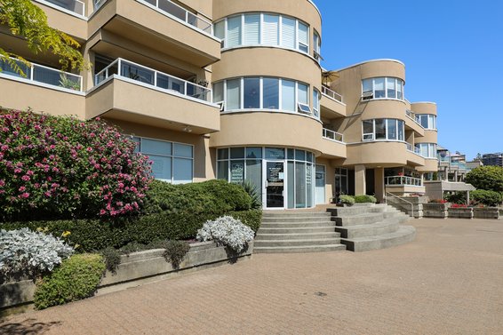 2455 Bellevue Avenue, West Vancouver