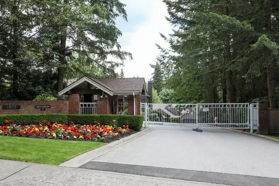Winchester - 4055 Indian River | Townhomes For Sale + Alerts  