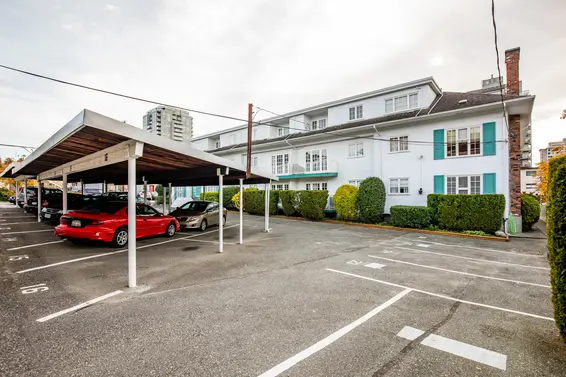 Old Colony - 120 W 17th St | Condos For Sale + New Listing Alerts  