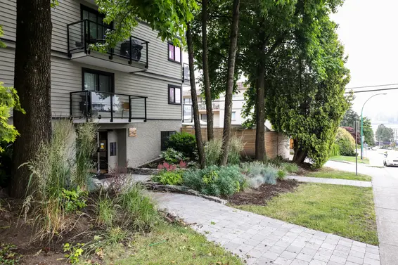 Seadale Place - 240 Mahon Ave | Condos For Sale + Listing Alerts  