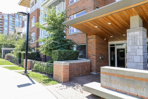 Queen Mary - 217 W 8th St | Condos For Sale + Listing Alerts