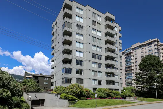 1341 Clyde Avenue, West Vancouver