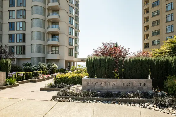Regatta Pointe - 2280 Bellevue Ave | Condos For Sale + Listing Alerts  