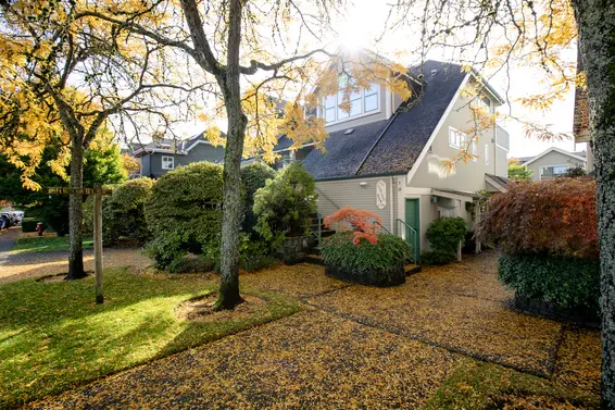229 East 8th Street, North Vancouver For Sale - image 5