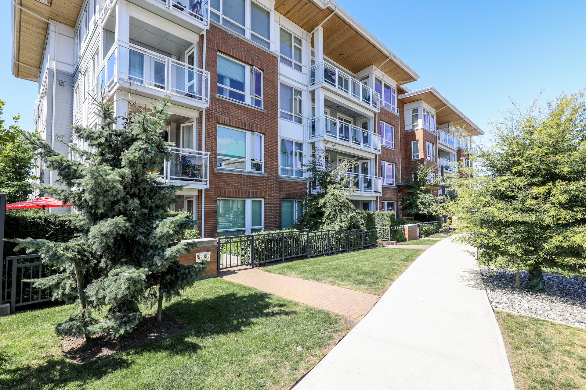 Queen Mary 217 W 8th St Condos For Sale + Sold Listings