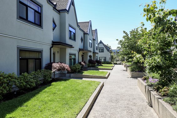Tobruck Gardens - 888 W 16th St | Townhomes For Sale + Listing Alerts