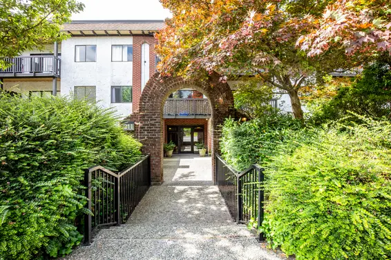 Villa Aurora - 211 W 3rd St | Condos For Sale + Listing Alerts  
