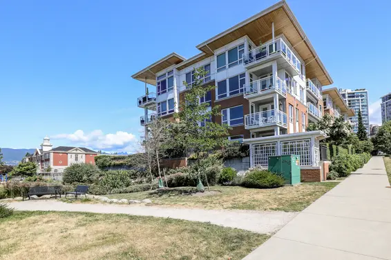 217 West 8th Street & 717 Chesterfield Avenue, North Vancouver