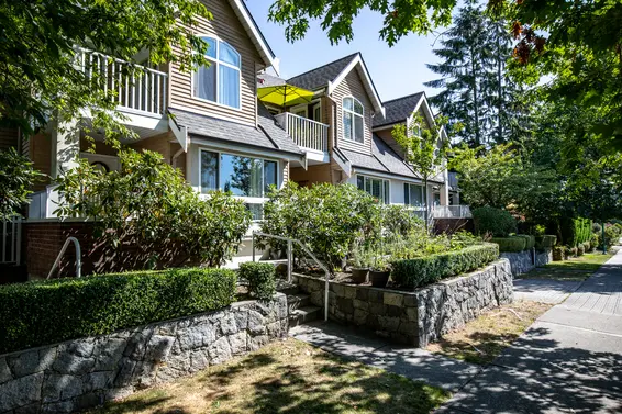 250 & 270 East Keith Road, North Vancouver For Sale - image 4
