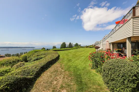 2236-2250 Folkestone Way, West Vancouver For Sale - image 14