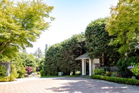 5110 & 5130 Alderfeild Place & 5402 West Vista Court, West Vancouver For Sale - image 6