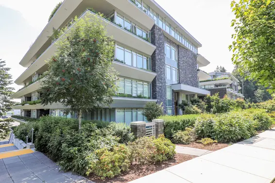 866 & 888 Arthur Erickson Place, West Vancouver For Sale - image 3