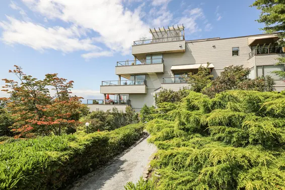 2236-2250 Folkestone Way, West Vancouver For Sale - image 10