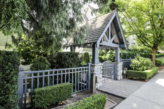 995, 1005, 1015, & 1027 Lynn Valley Road, North Vancouver For Sale - image 5